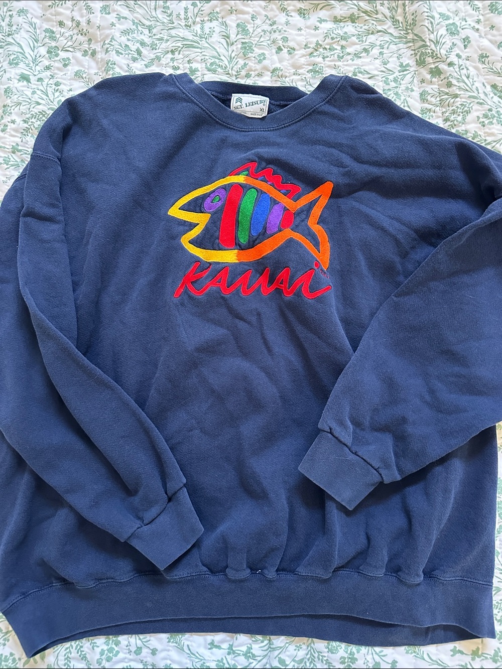 Vintage Kauai Embroidered Fish XL Navy Cotton Sweatshirt